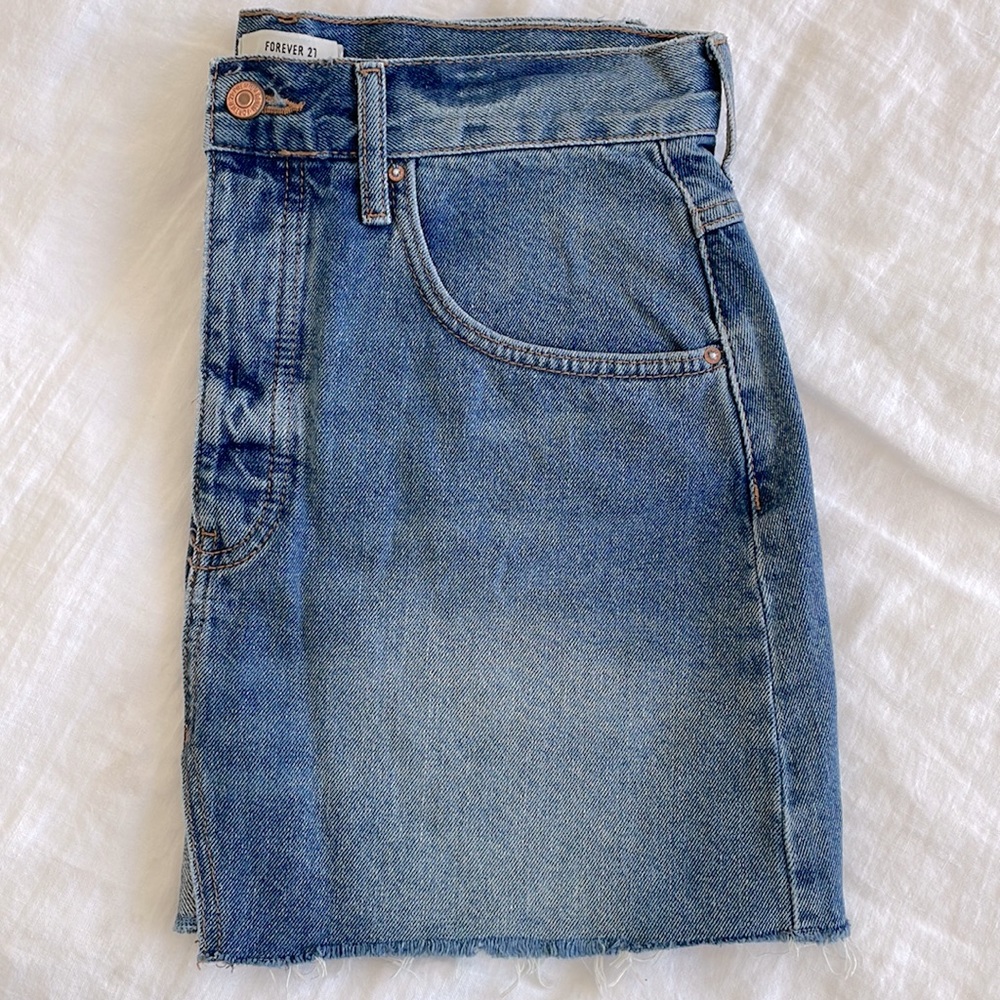 Forever 21 Denim Skirt // Sz 28